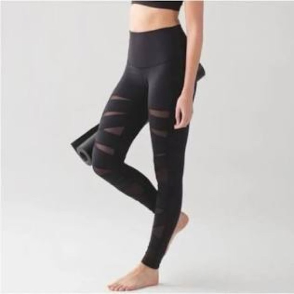 Lululemon Black High Times  Mesh Panel Leggings Size 10